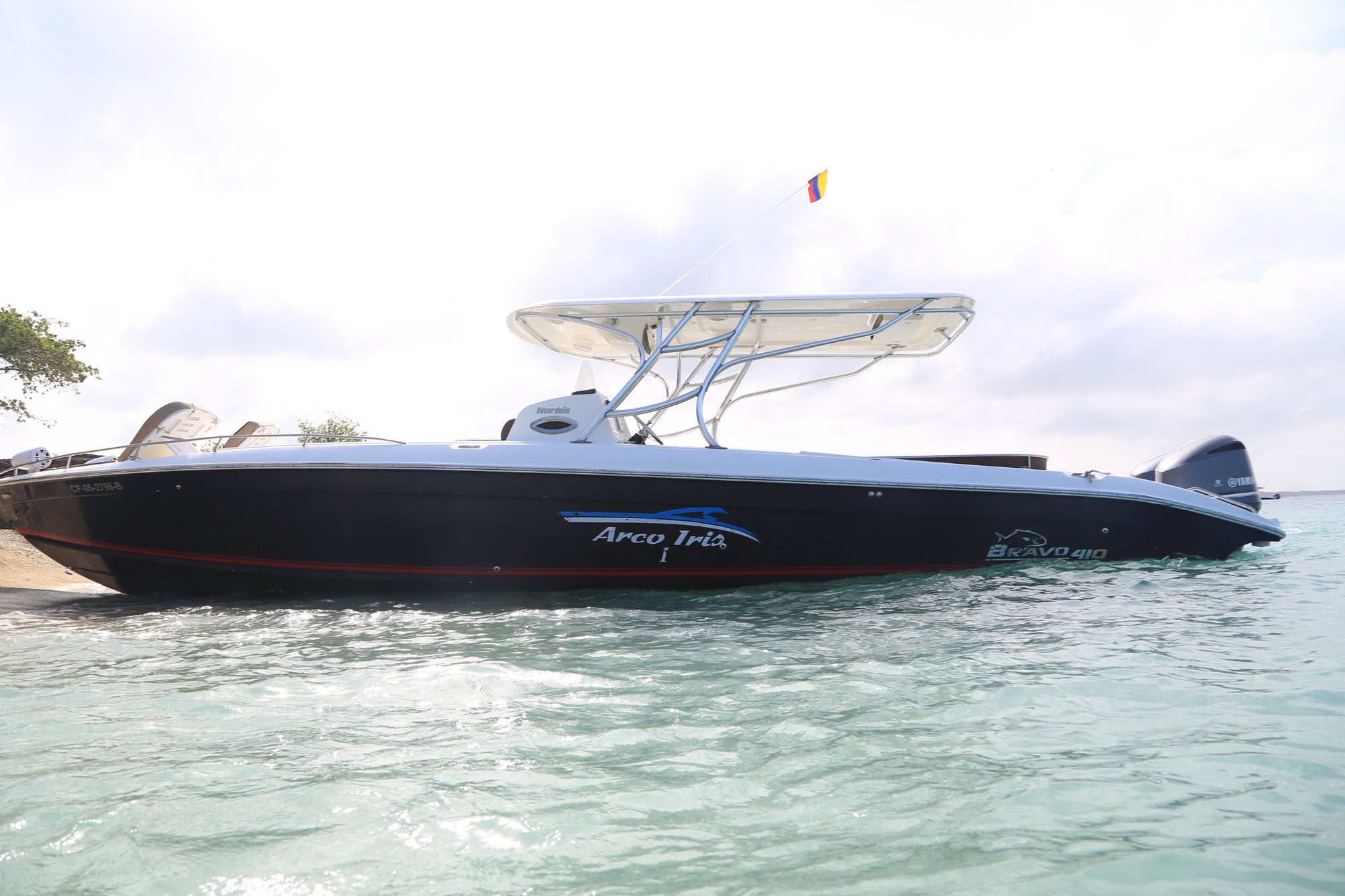 Lancha Deportiva 20 pax - Bravo 41ft