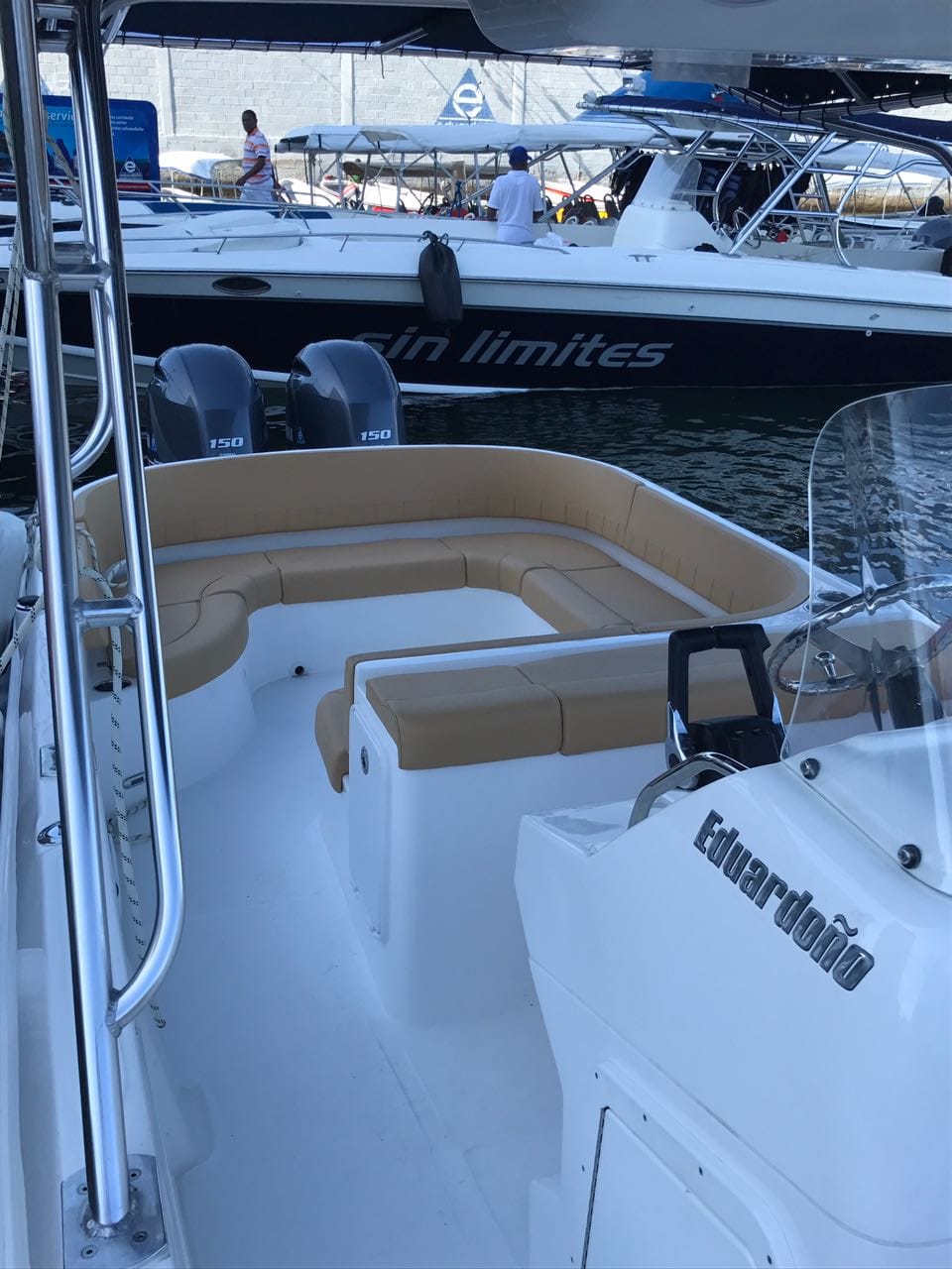 Lancha Deportiva 10 pax - 29FT